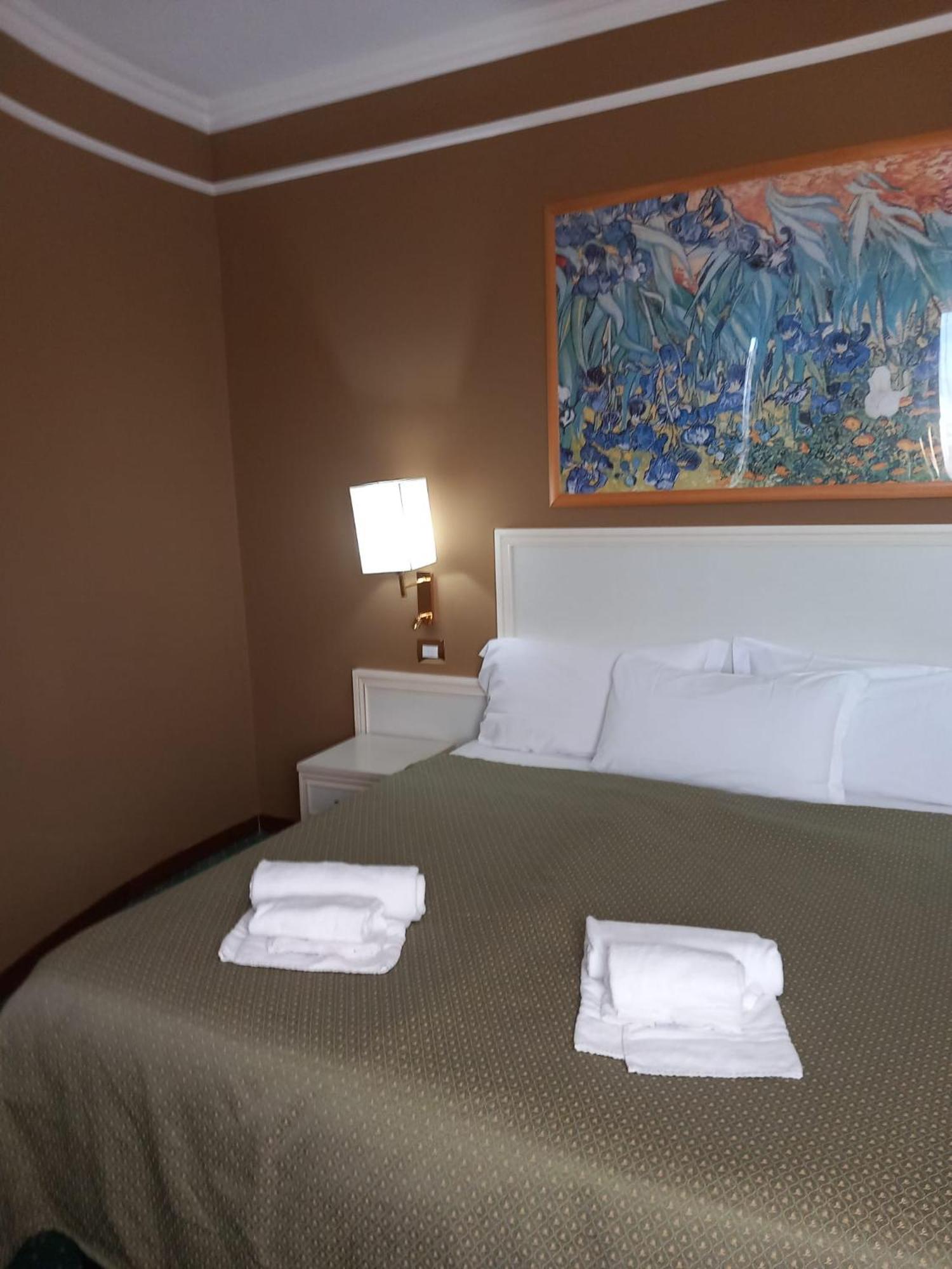 Cervara Park Hotel Rome Extérieur photo