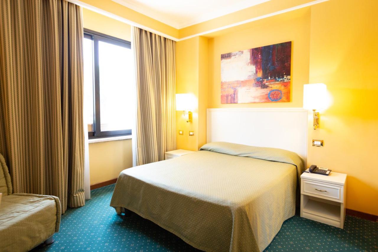 Cervara Park Hotel Rome Extérieur photo